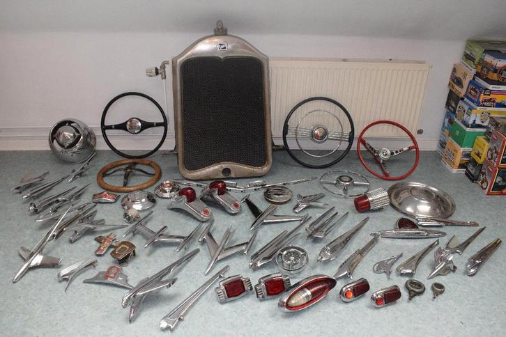 Complete collectie 52 Amerikaanse auto onderdelen garage, Verzamelen, Merken en Reclamevoorwerpen, Gebruikt, Reclamebord, Ophalen