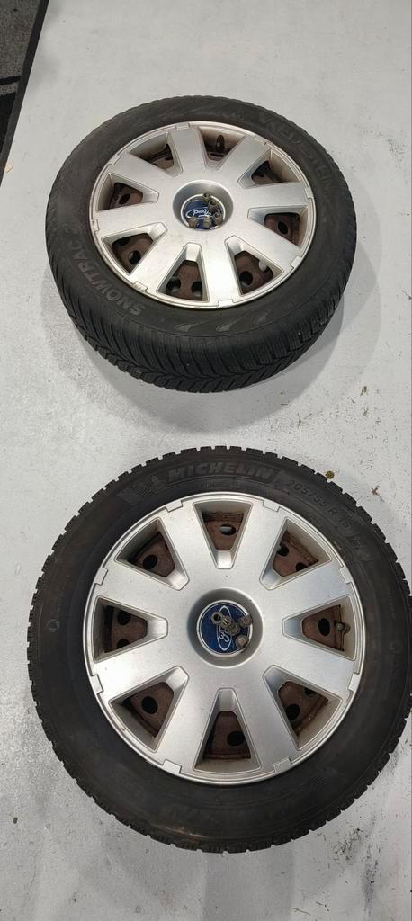 Set winterbanden 205 55 16, Auto diversen, Auto-accessoires, Ophalen