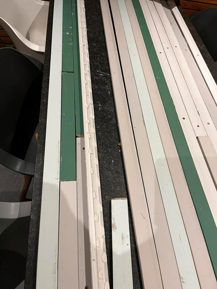 Ruim 45 meter aan plinten!  Gebruikt, Doe-het-zelf en Verbouw, Plinten en Afwerking, Zo goed als nieuw, Plinten, Mdf, 200 tot 250 cm
