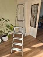 Altrex trap met 6 treden, Doe-het-zelf en Verbouw, Ladders en Trappen, Ophalen, Gebruikt, Minder dan 2 meter