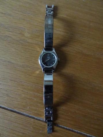 Zilverkleurig Dames Horloge >Snelle Verzending!< beschikbaar voor biedingen