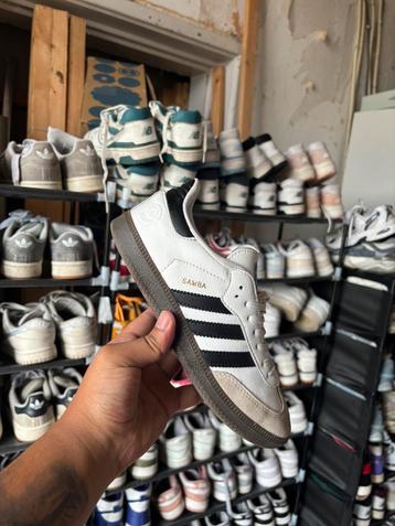 Adidas Samba OG Cloud White Core Black 39 1/3 beschikbaar voor biedingen