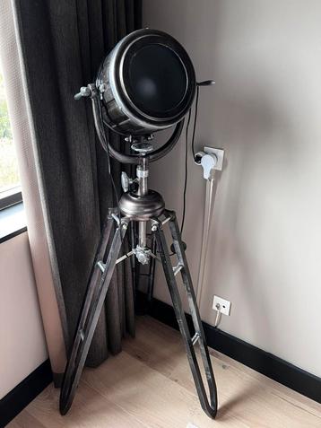 Stalen industriele lamp beschikbaar voor biedingen