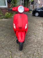 AGM VX50 met ledlamp en usb oplaadpunt, Ophalen, Maximaal 45 km/u, Agm Vx 50, Zo goed als nieuw
