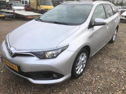 Toyota Auris Touring Sports 1.8 Hybr. Executive, Auto's, Toyota, Bedrijf, Auris, ABS, Airbags, Airconditioning, Bluetooth, Centrale vergrendeling
