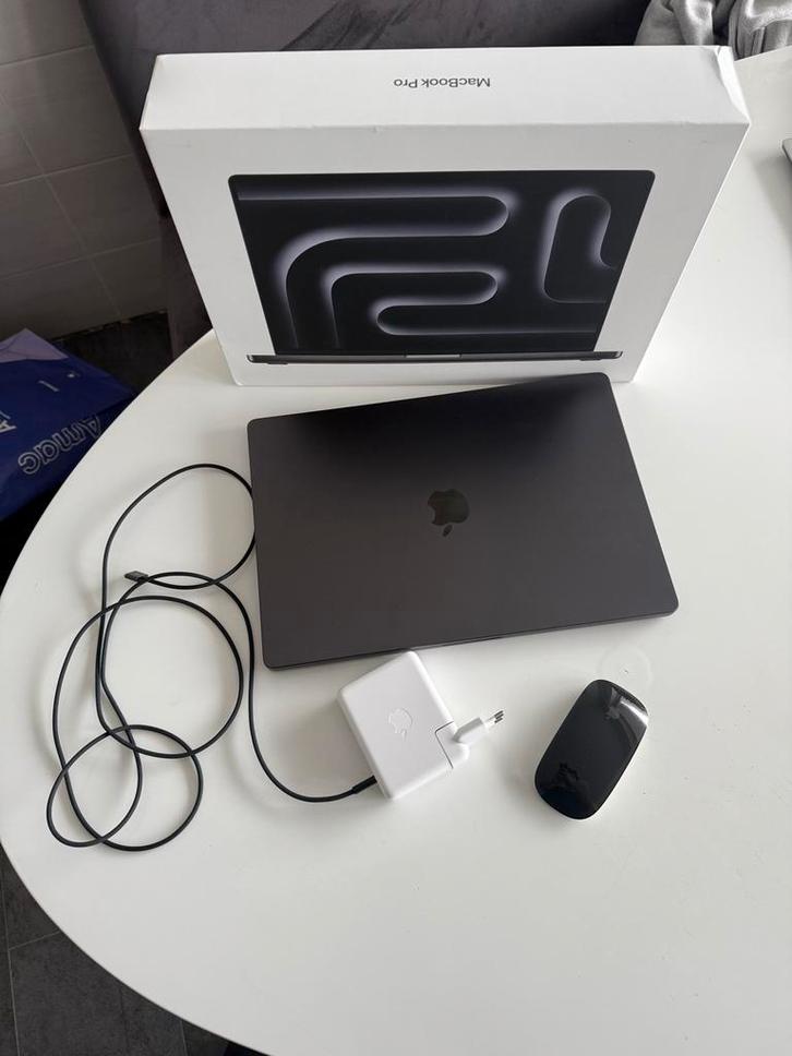 MacBook Pro 16 inch M4 Max 36GB RAM 1TB Space Black, Computers en Software, Apple Macbooks, Gebruikt, MacBook Pro, 16 inch, 4 Ghz of meer