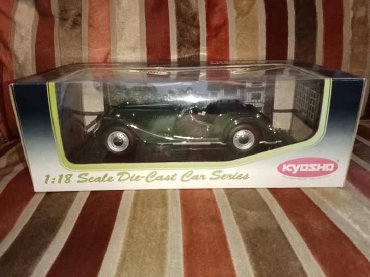 Kyosho 1:18 Morgan 4/4 Series II - Groen, Hobby en Vrije tijd, Modelauto's | 1:18, Nieuw, Auto, Kyosho, Ophalen of Verzenden