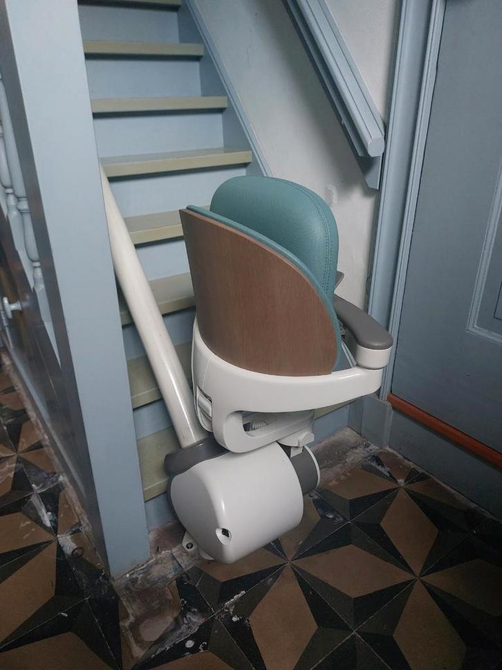 Nieuwe traplift thyssenKrupp Flow X Tke, Diversen, Trapliften, Ophalen