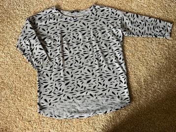 Only casual trui  3/4 mouw grijs mt. M/L beschikbaar voor biedingen