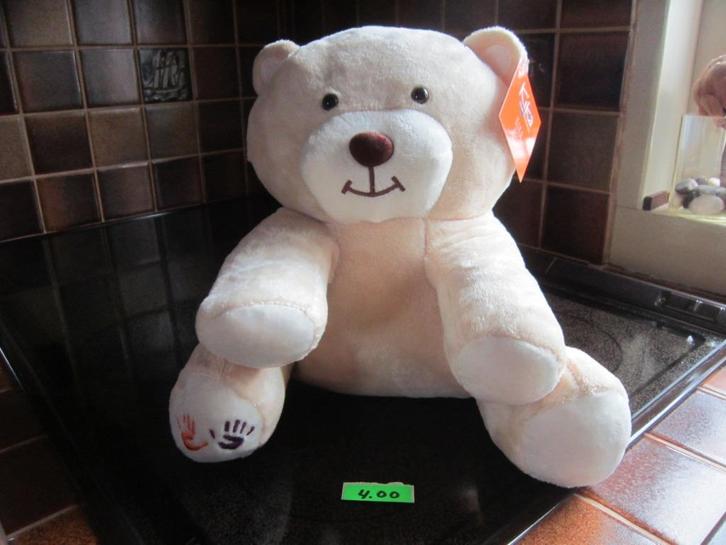 Knuffels en knispers., Kinderen en Baby's, Speelgoed | Knuffels en Pluche, Zo goed als nieuw, Beer, Ophalen of Verzenden