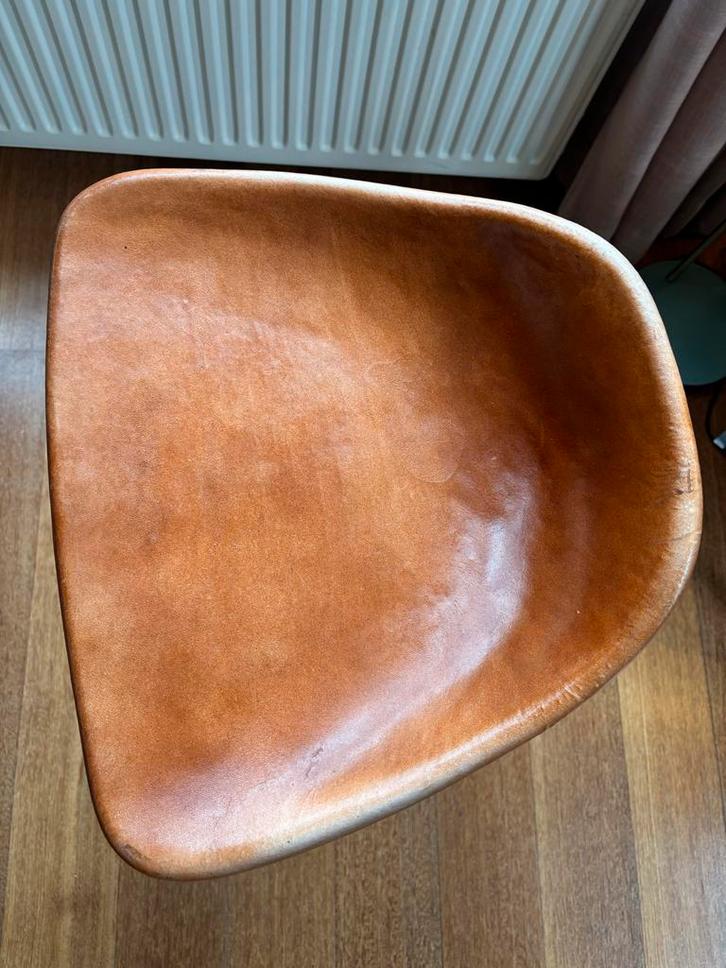 2 Cognac Leren Barkrukken, Huis en Inrichting, Barkrukken, Gebruikt, 60 tot 90 cm, Leer, 2 krukken, Met voetsteun, Ophalen