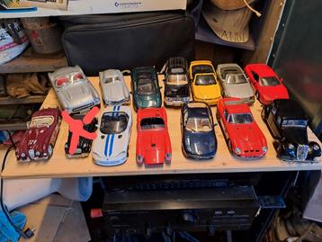 Auto collectie 12x 1 op 24 en 1x 1 op 18  beschikbaar voor biedingen