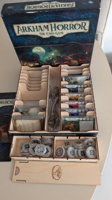 Arkham horror the card game core set beschikbaar voor biedingen