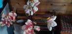 Magnolia  Kunstbloemen met design vaas, Ophalen of Verzenden, Zo goed als nieuw