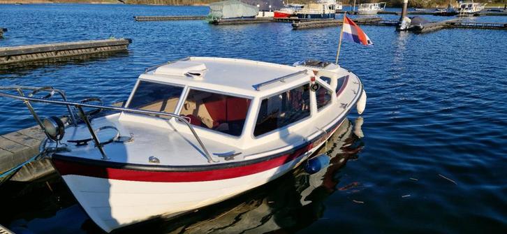 Retro polyester sloepje, 5 persoons, Watersport en Boten, Sloepen, Gebruikt, 10 tot 30 pk, 3 tot 6 meter, Buitenboordmotor, Benzine