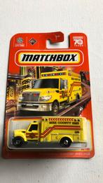 Matchbox International workstar ambulance ziekenwagen NIEUW, Nieuw, Ophalen of Verzenden, Auto