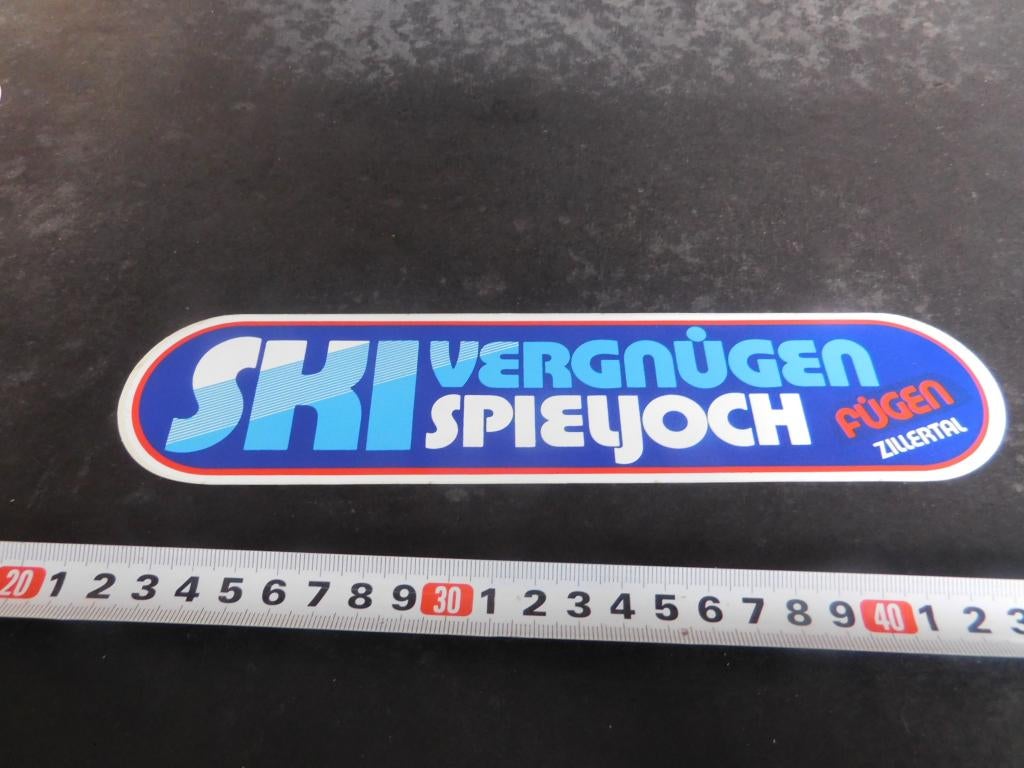 sticker Oostenrijk SKI Vergnügen SPIELJOCH Fügen Zillertal B, Verzamelen, Ophalen, Zo goed als nieuw