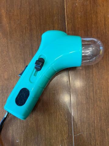 Snoepjes katapult voor hond beschikbaar voor biedingen