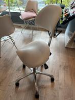 Bureau stoel / tabouret, Huis en Inrichting, Ophalen, Zo goed als nieuw, Wit
