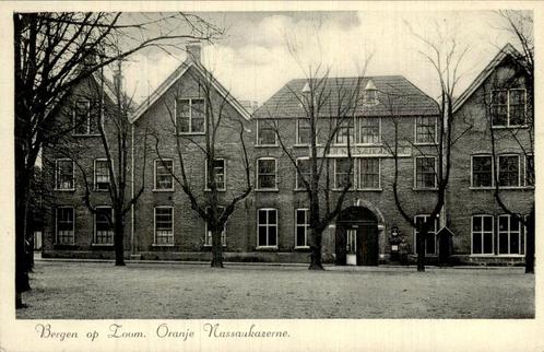 Oranje Nassaukazerne in Bergen op Zoom, Verzamelen, Ansichtkaarten | Nederland, Gelopen, Noord-Brabant, 1940 tot 1960, Ophalen of Verzenden