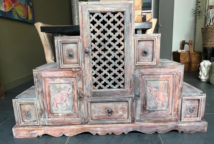 India trapkast ladekast massief teakhout Indiase olifant, Huis en Inrichting, Kasten | Ladekasten, Gebruikt, Minder dan 100 cm