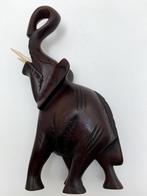 Grote, handgesneden, houten olifant, Antiek en Kunst, Kunst | Beelden en Houtsnijwerken, Ophalen of Verzenden