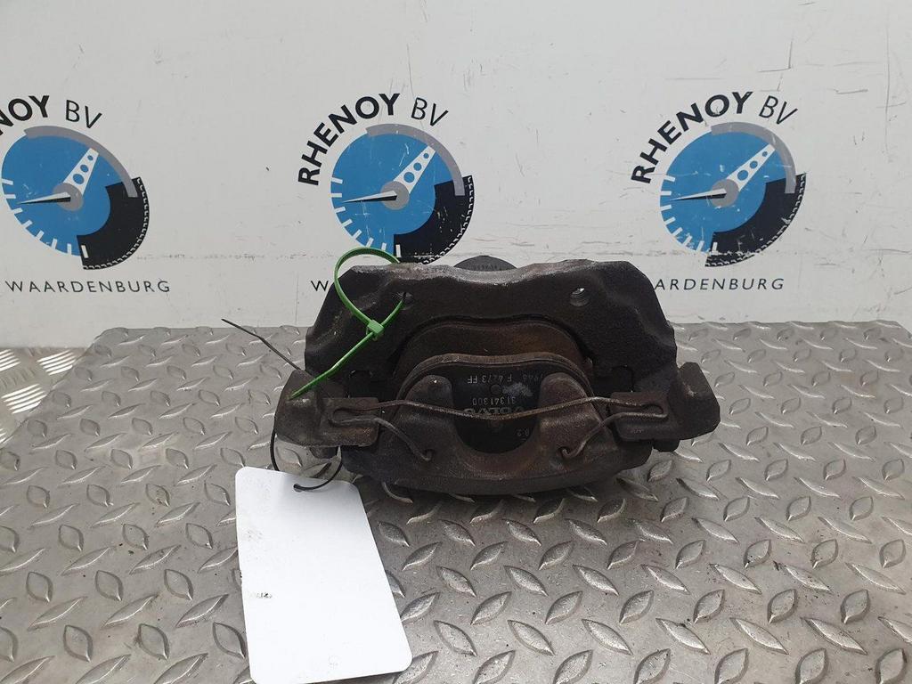 VOLVO V40 2.0 D2 Summum Bns  REM KLAUW 2015, Ophalen of Verzenden, Gebruikt, Stiba lid