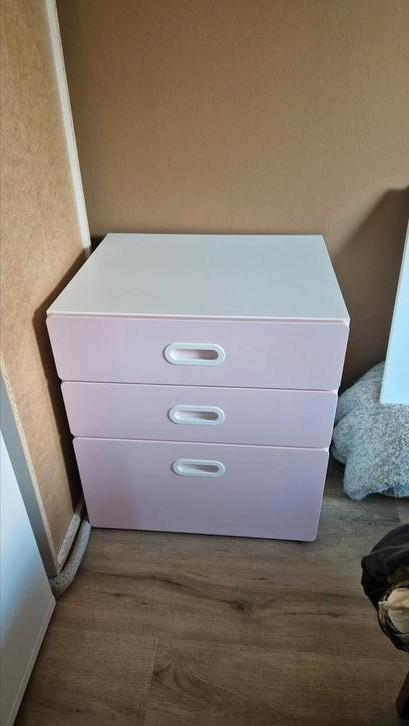 GRATIS ikea Smastad Stuva kasten en lades, Kinderen en Baby's, Kinderkamer | Commodes en Kasten, Gebruikt, Minder dan 90 cm, Minder dan 75 cm