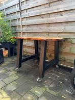 Industriële tafel met wielen te koop – ideaal voor buiten of, Ophalen of Verzenden, Gebruikt, Gas