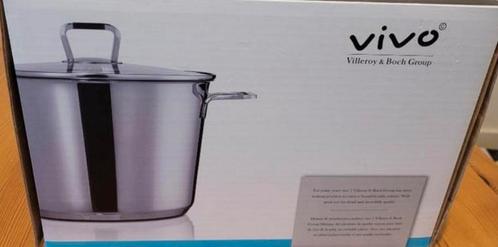 Vivo Villeroy en Boch kookpan met deksel 24 CM, Huis en Inrichting, Keuken | Potten en Pannen, Nieuw, Kookpan of Snelkookpan, Rvs