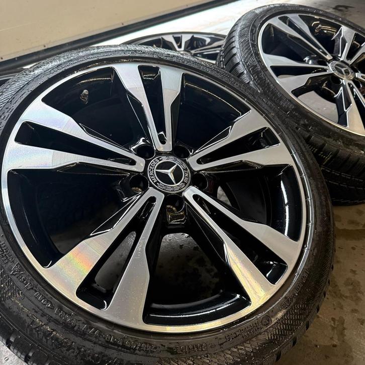 OEM Mercedes C klasse W205/206 18 Velgen WNTR TPMS 4x8mm, Auto-onderdelen, Banden en Velgen, Banden en Velgen, Winterbanden, 18 inch