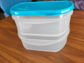 Tupperware halve vleeswaren/ stapelbare bakjes beschikbaar voor biedingen