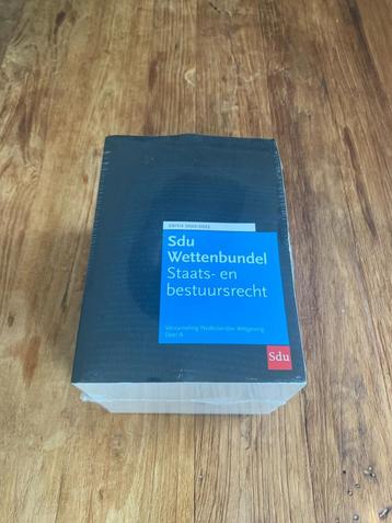 Sdu Wettenbundel Staats- en bestuursrecht 2022-2023 beschikbaar voor biedingen
