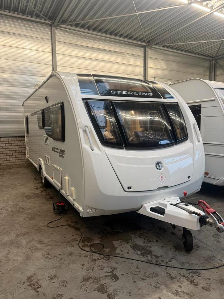 Sterling Eccles Sport - 2014 - Luxe caravan in topstaat!, Caravans en Kamperen, Caravans, Bedrijf, tot en met 4, 1250 - 1500 kg