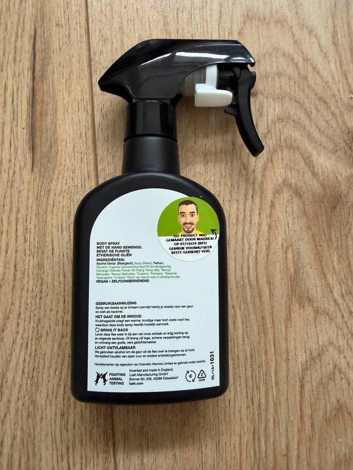 Lush Yog Nog Body Spray – 200 ml, Sieraden, Tassen en Uiterlijk, Uiterlijk | Lichaamsverzorging, Nieuw, Deodorant of Bodyspray