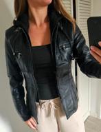 Imitatie leren jas. Maat S. Nieuw!, Kleding | Dames, Ophalen of Verzenden, Nieuw, Maat 36 (S), Zwart