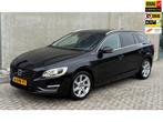 Volvo V60 2.4 D6 AWD PHEV 215pk 2013 Zwart LEDER|NAP|2E EIG., Auto's, Automaat, Zwart, Zwart, Vierwielaandrijving