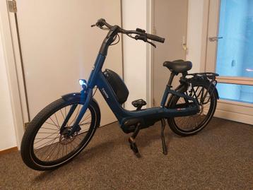 Te koop: e-bike Gazelle Easyflow C7, blauw met lage instap.