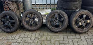 VW Polo Tec velgen met winterbanden 15” beschikbaar voor biedingen