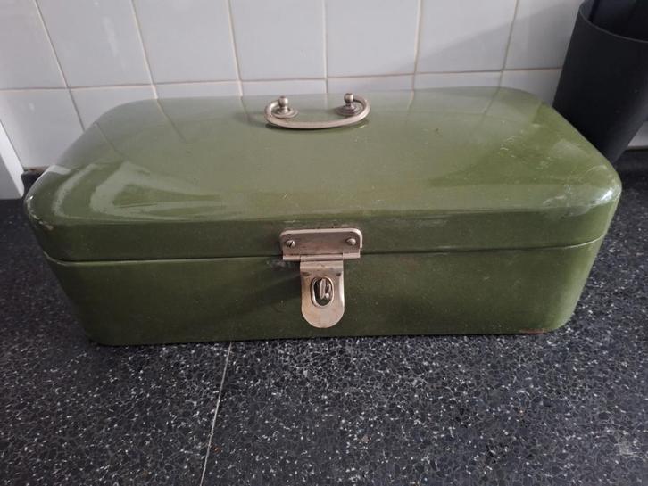 Groene Vintage Emaille Broodtrommel, Huis en Inrichting, Woonaccessoires | Kisten, Ophalen of Verzenden