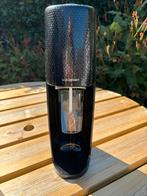 Mooie sodastreamer kleur zwart met 4 waterflessen, Ophalen of Verzenden