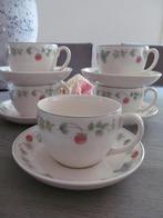 5 Wedgwood Raspberry Kop en Schotels, Huis en Inrichting, Keuken | Servies, Keramiek, Ophalen of Verzenden, Zo goed als nieuw