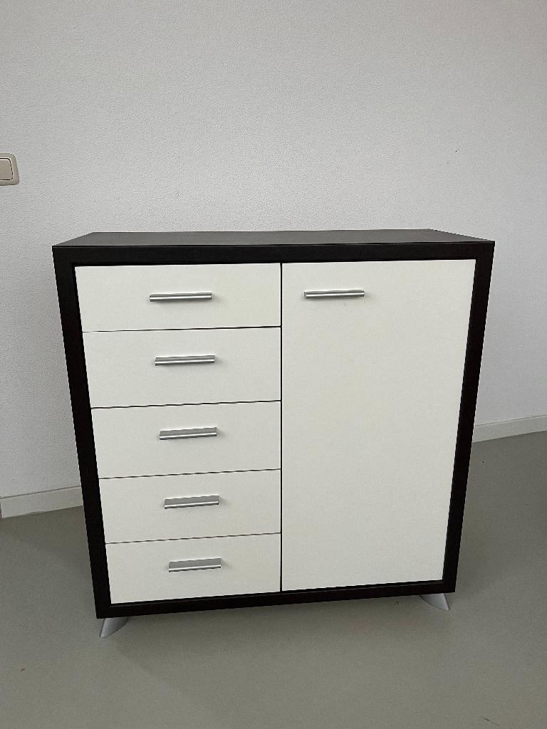 Commode slaapkamer, Ophalen, Gebruikt, Met deur(en), 50 tot 100 cm