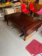 Salontafel met oren, Ophalen