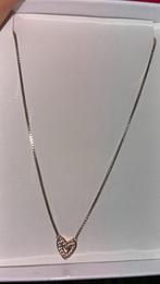 Zilveren ketting met hartjesbedel van het merk Zinzi, Sieraden, Tassen en Uiterlijk, Kettingen, Ophalen, Met hanger, Nieuw, Zilver