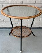 Vintage rotan bijzettafel/salontafel van Rohé in Noordwolde, Huis en Inrichting, Tafels | Bijzettafels, Overige materialen, Minder dan 55 cm