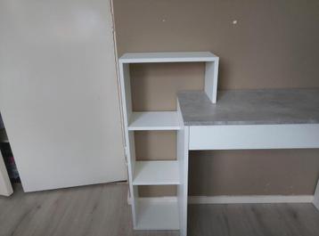 Nieuw Bureau - Ophalen voor 15 nov 2025 beschikbaar voor biedingen