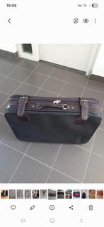 Stevige leren reiskoffer zonder wielen €15, Ophalen, Gebruikt, Leer, 70 cm of meer