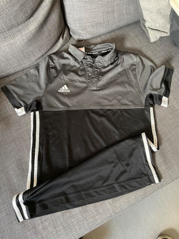 Adidas Polo Shirt Maat 164 beschikbaar voor biedingen