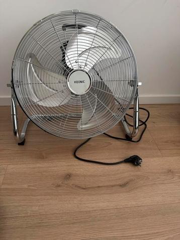 Koenic Vloerventilator KFF-400M - Zo Goed Als Nieuw beschikbaar voor biedingen